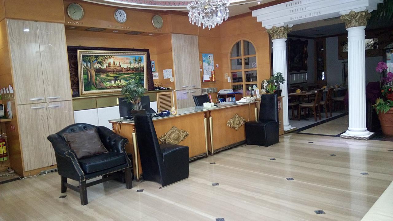 Berkeley Business Hotel Zhongzheng Hsinchu City Exterior photo